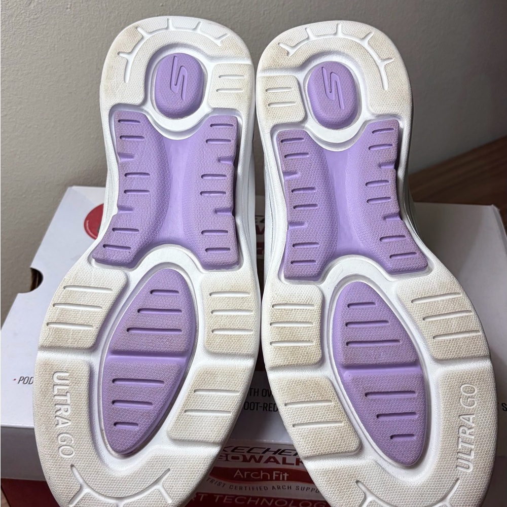 Skechers GOwalk Arch Fit Elinda White Lavender Women’s Size 10 Walking Sneakers - Picture 6 of 13
